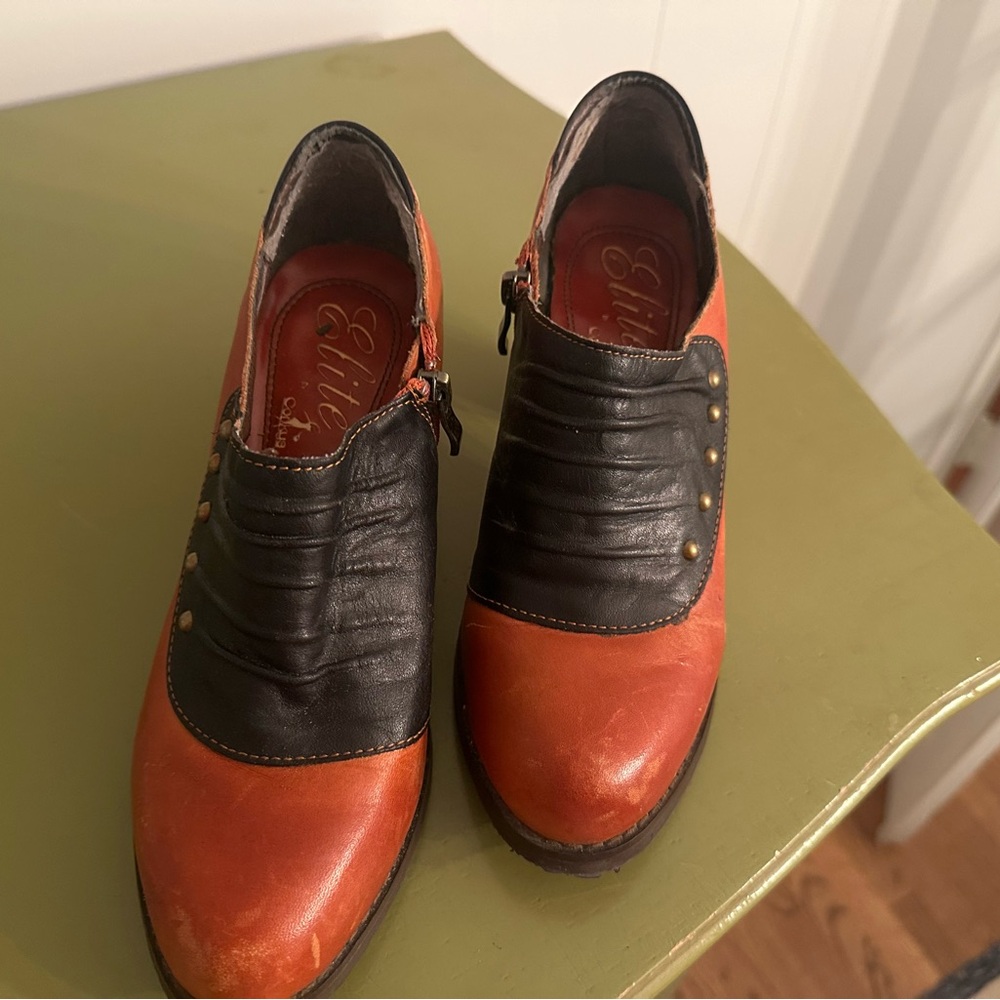 Elite by Corkys brown & black Leather Shoe/boots with gold Stud Accents